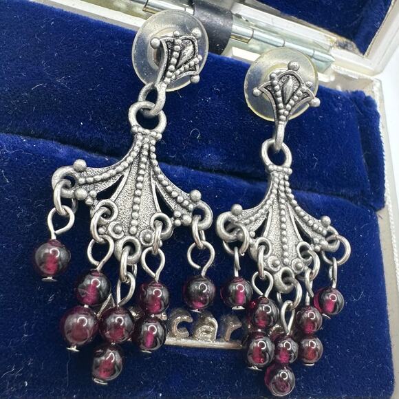 Silver tone genuine almandine garnets beads beaded dangle drop post earrings - Picture 3 of 8